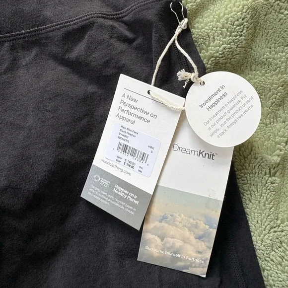 Vuori Halo Slim Flare Pant - Picture 2 of 6